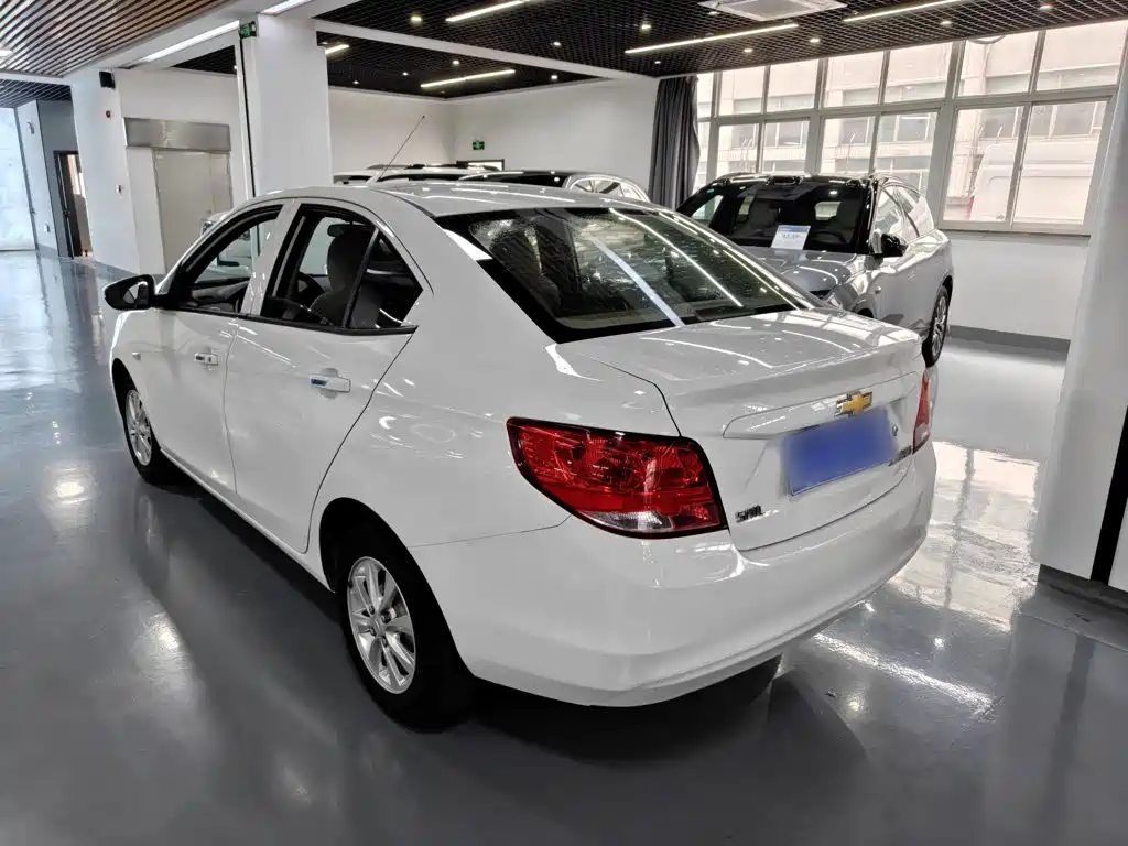 Chevrolet Sail 2015 — фото 13