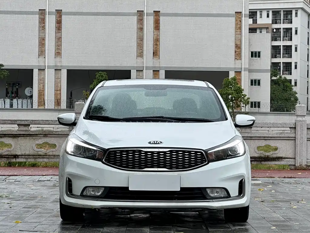 Kia K3 2016