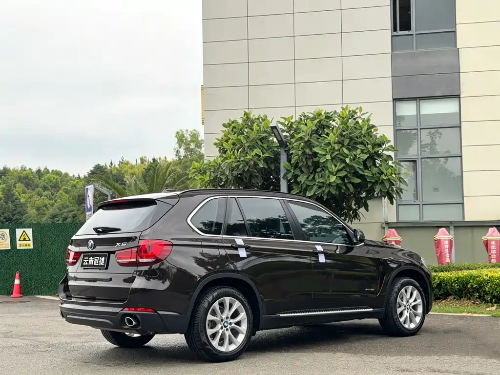 BMW X5 2016 — фото 7
