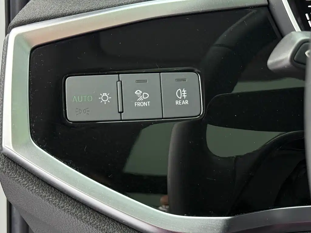 Audi Q3 2022 — фото 19