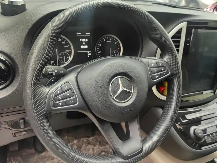 Mercedes-Benz Vito 2021 — фото 15