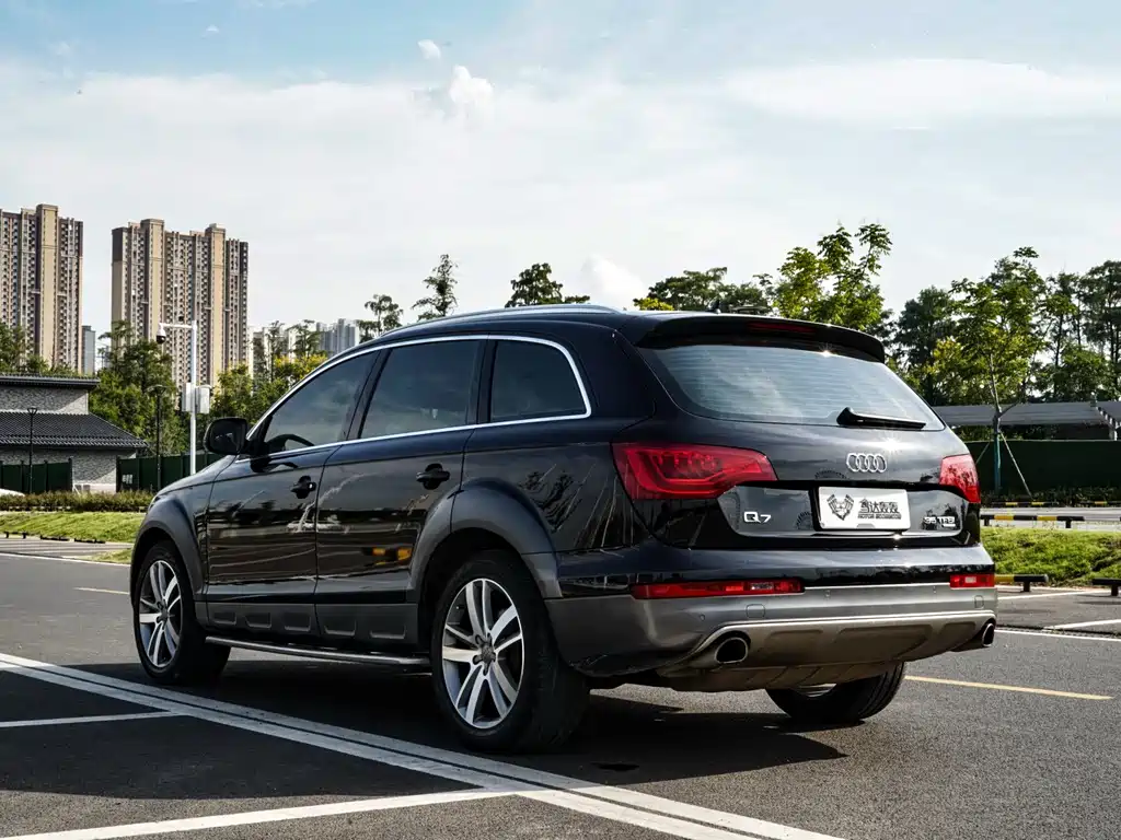 Audi Q7 2015 — фото 5