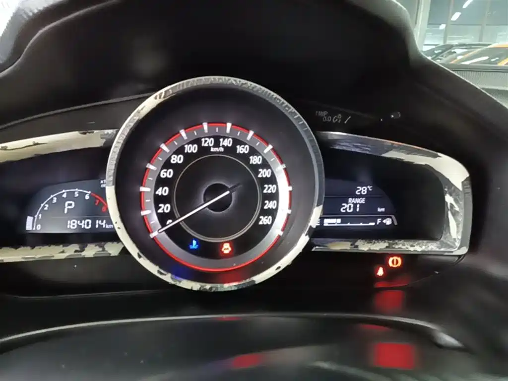 Mazda 3 Axela 2016 — фото 12