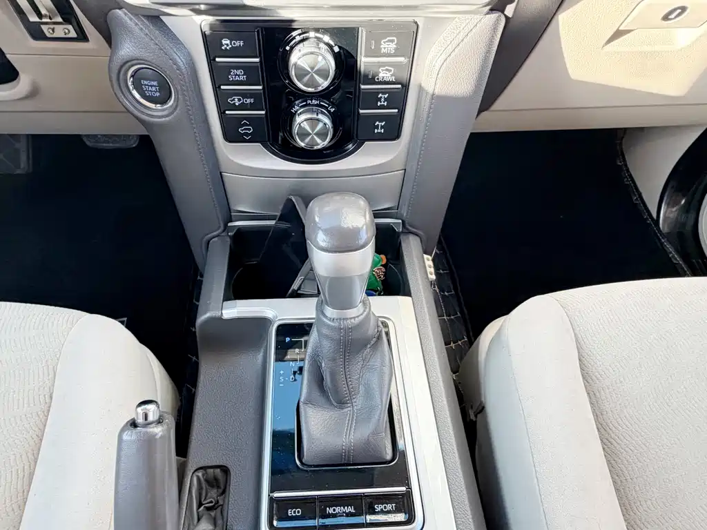 Toyota Prado 2018 — фото 9
