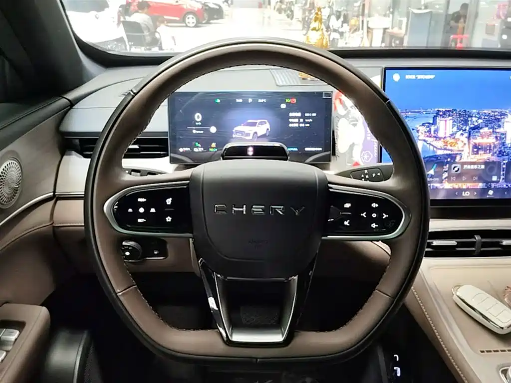 Chery Tiggo 8 PLUS C-DM 2025 — фото 11