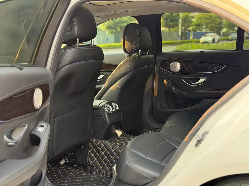 Mercedes-Benz C-Class 2015 — фото 15