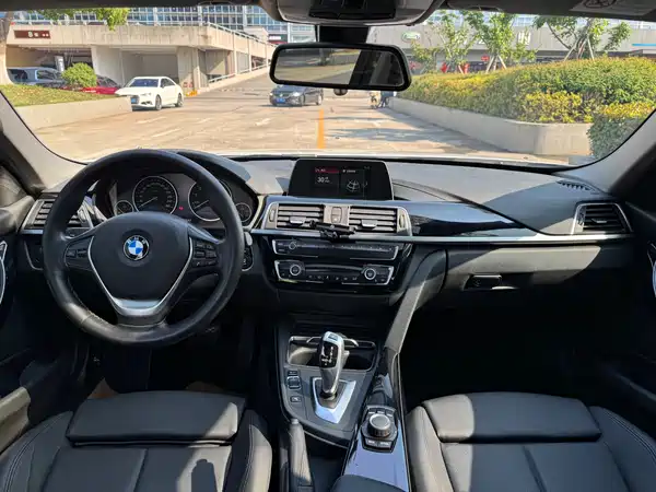 BMW 3 Series 2017