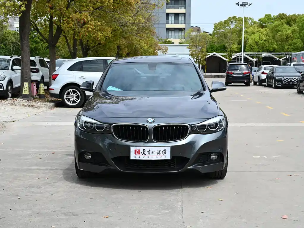 BMW 3 Series GT 2018 — фото 1