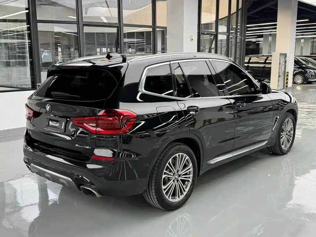 BMW X3 2019 — фото 9