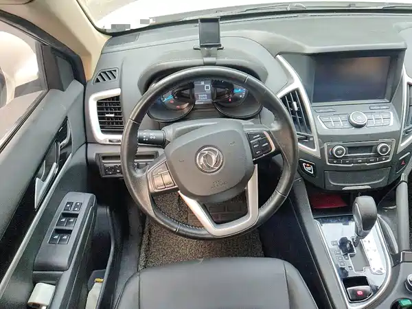 Dongfeng Fengshen AX7 2015