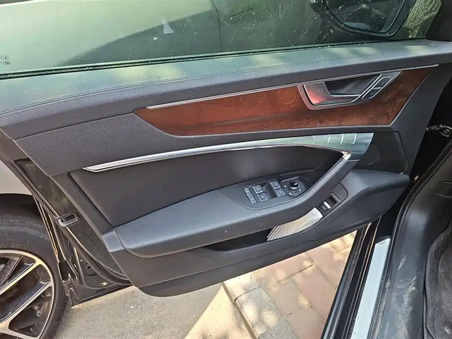 Audi A6 2021
