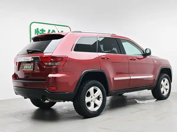 Jeep Grand Cherokee 2013