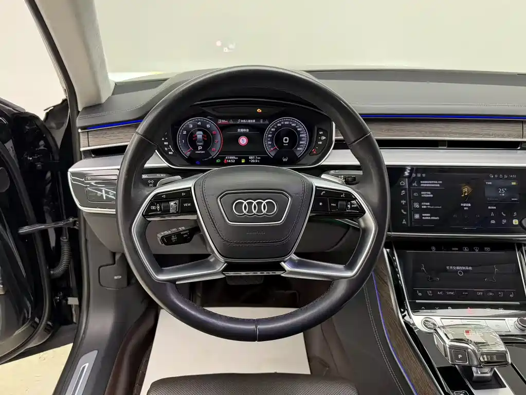 Audi A8 2023 — фото 11