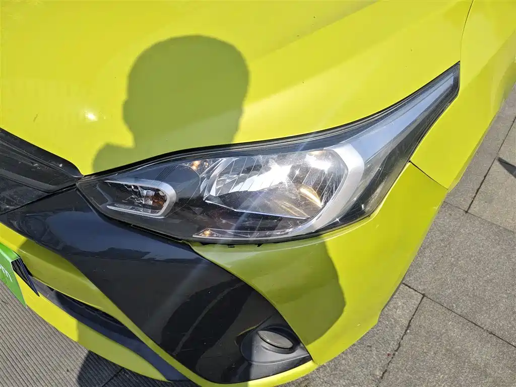 Toyota Yaris L 2016 — фото 18
