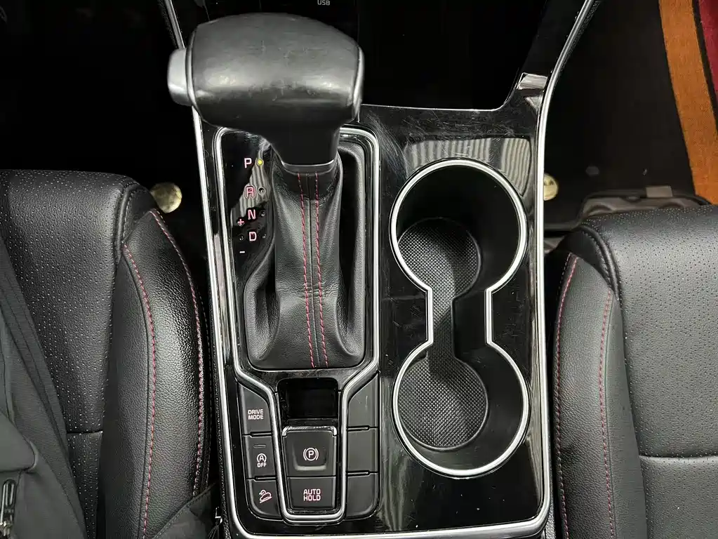 Kia KX5 2022 — фото 16
