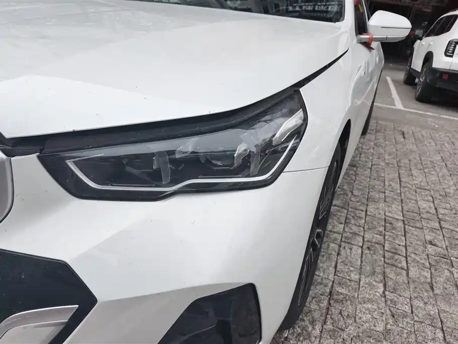 BMW 5 Series 2024