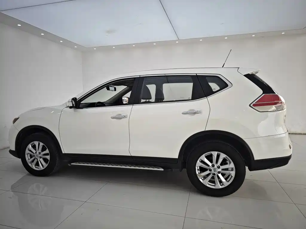 Nissan X-Trail 2016 — фото 11