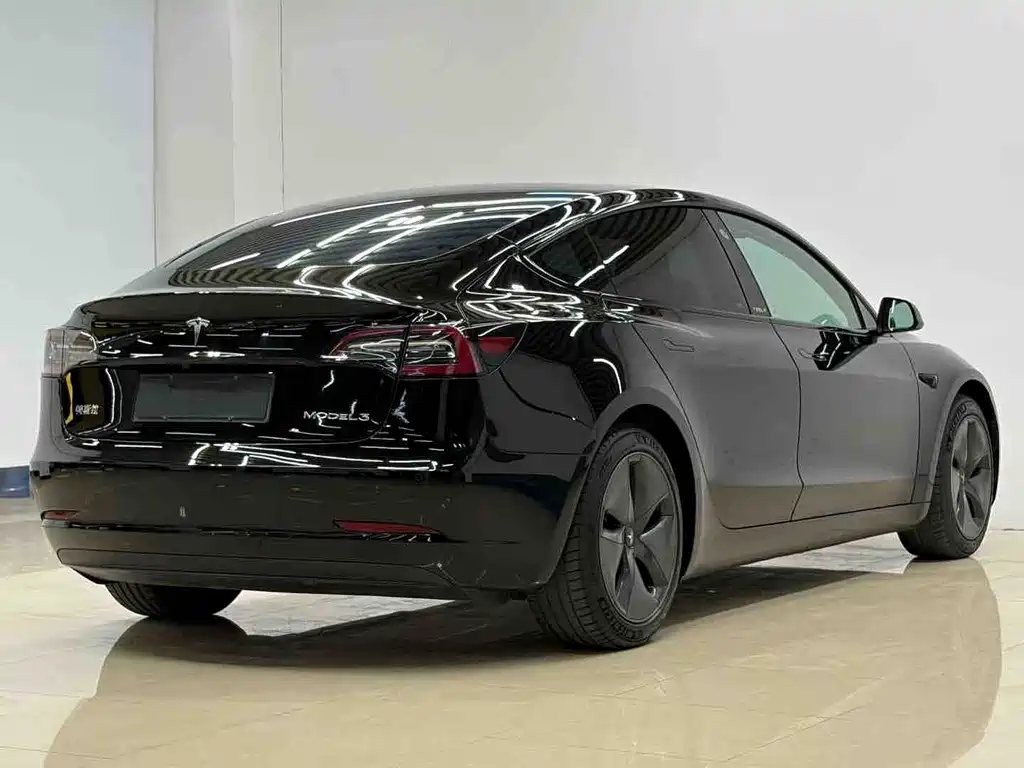 Tesla Model 3 2020 — фото 9