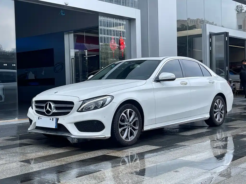 Mercedes-Benz C-Class 2017 — фото 20