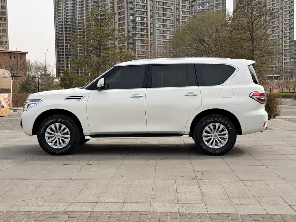 Nissan Patrol 2019 — фото 10