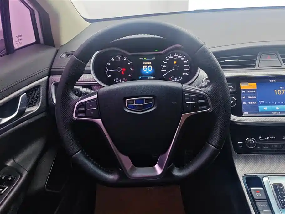 Geely Emgrand GS 2017 — фото 15