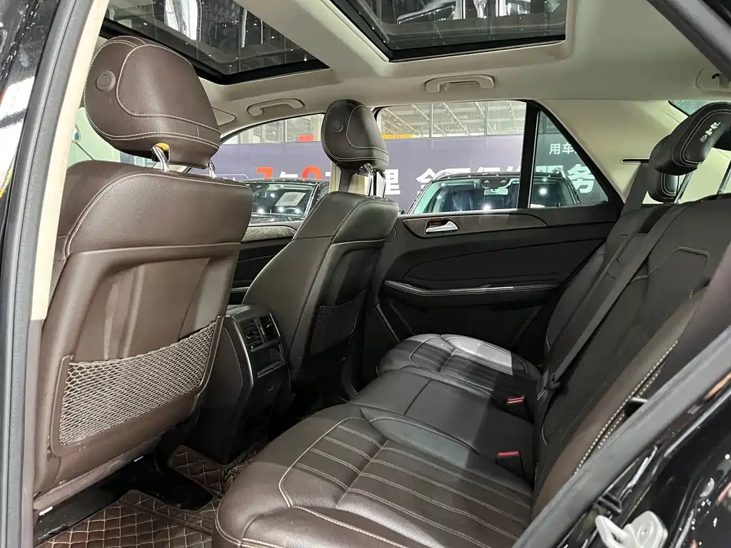 Mercedes-Benz GLE 2017 — фото 10