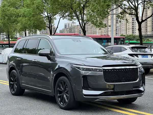 Li Auto ONE 2021