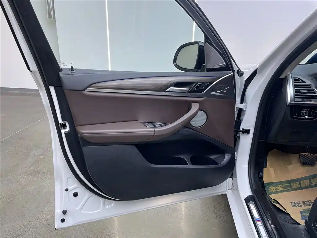 BMW X3 2022 — фото 12