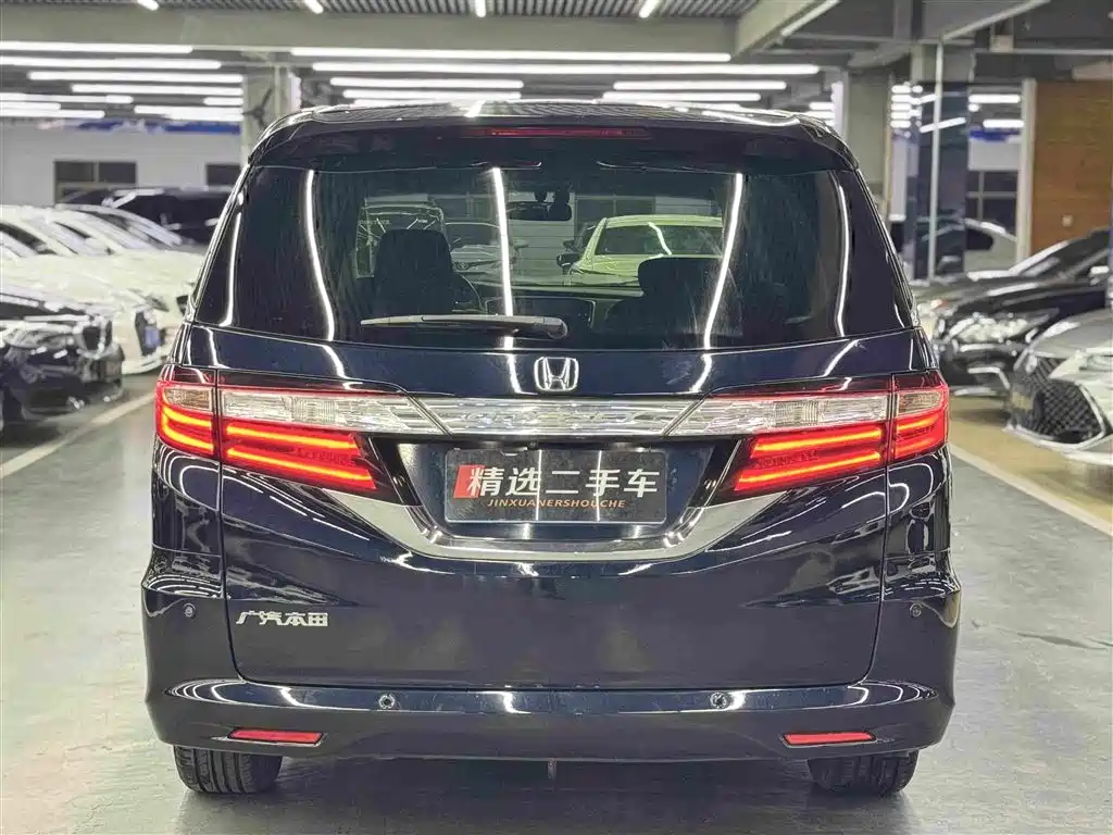 Honda Odyssey 2017 — фото 18
