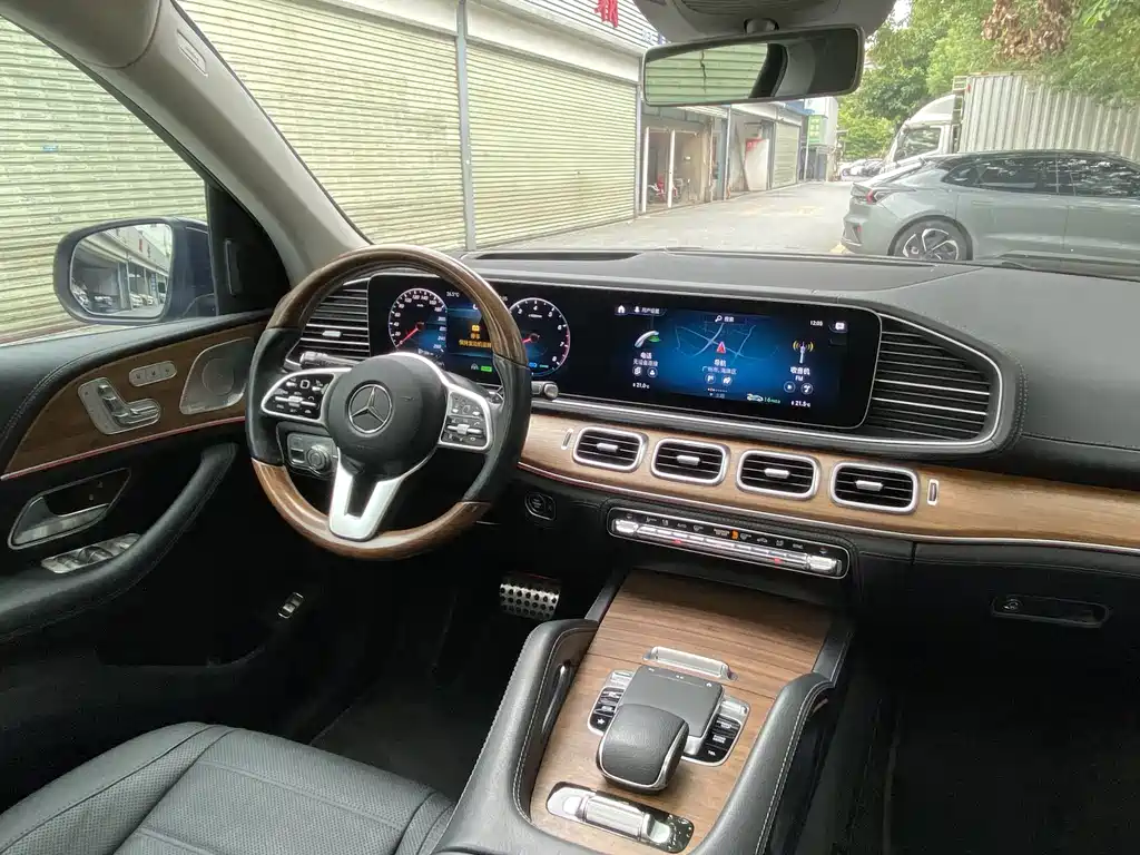 Mercedes-Benz GLS 2020 — фото 12