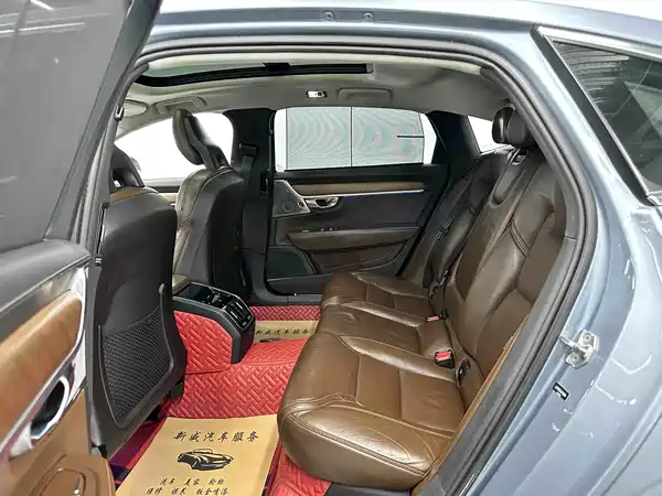 Volvo S90 2017