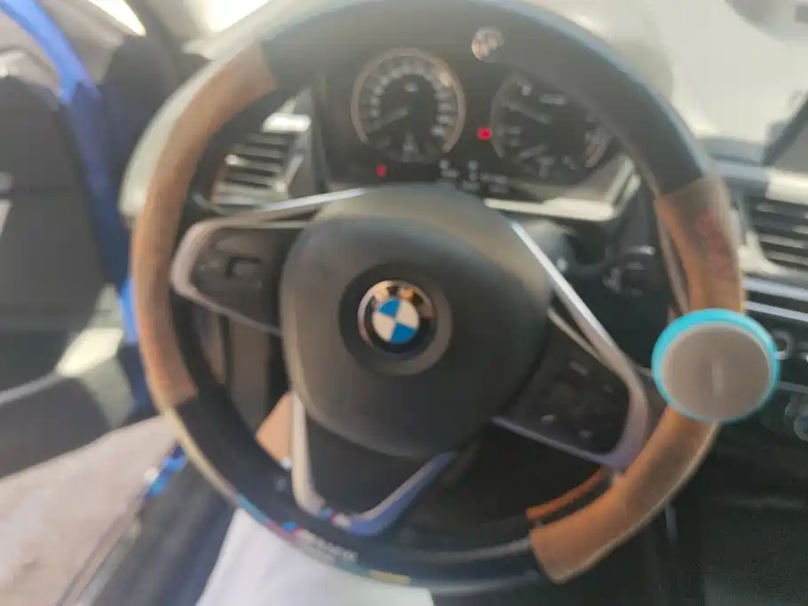 BMW 1 Series 2018 — фото 15