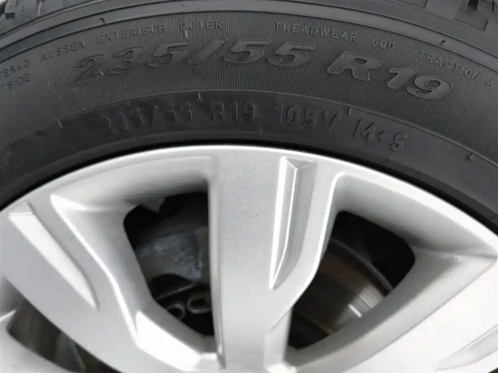Land Rover Discovery Sport 2015 — фото 24