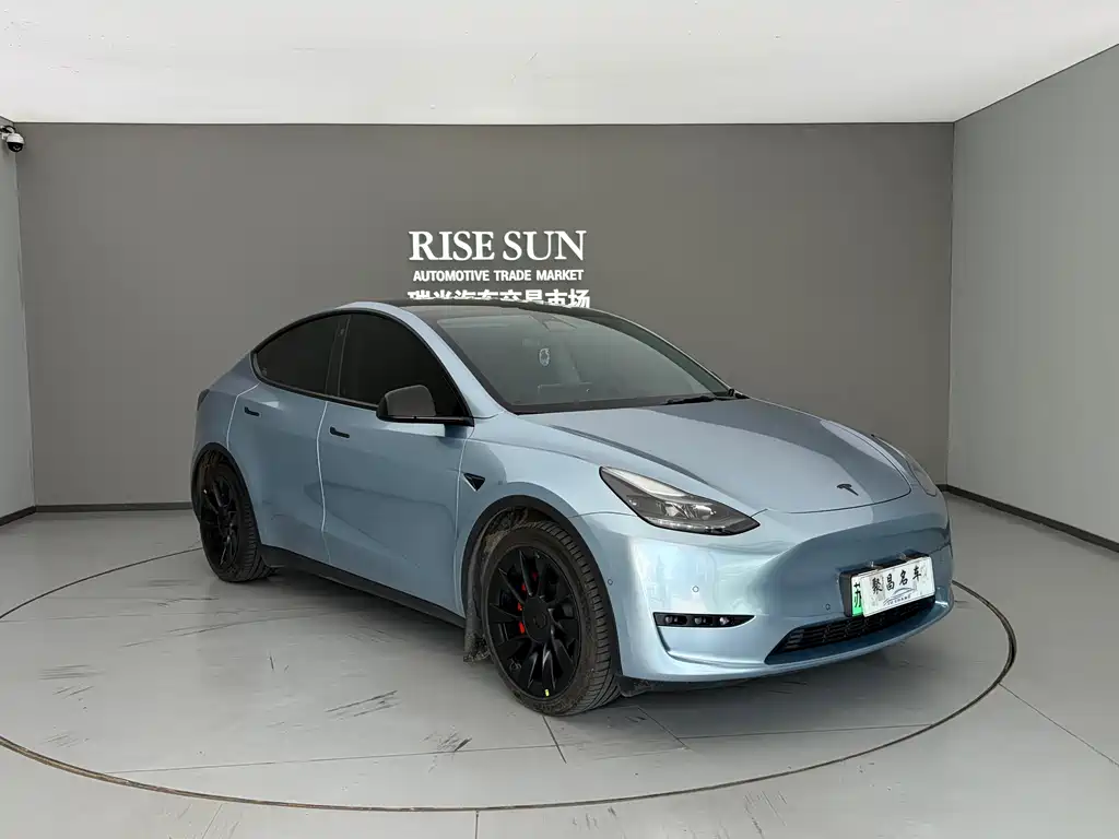 Tesla Model Y 2023 — фото 3