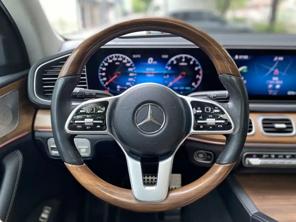 Mercedes-Benz GLS 2020 — фото 11