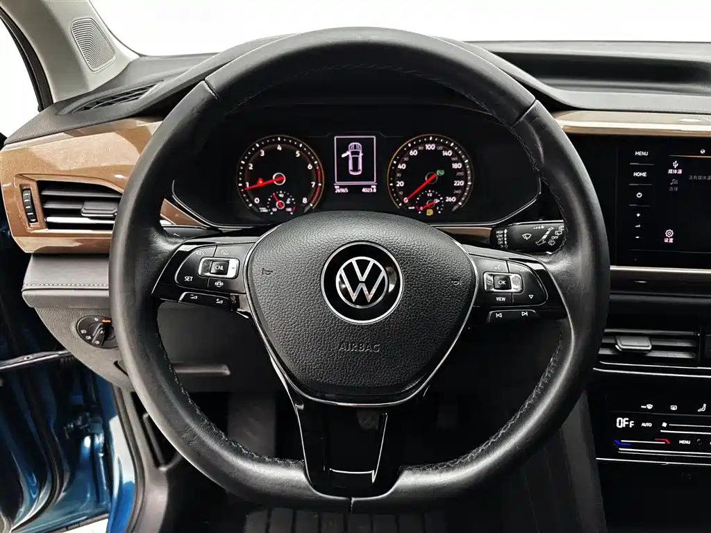 Volkswagen Tharu 2022 — фото 18