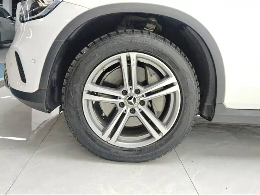 Mercedes-Benz GLC 2021