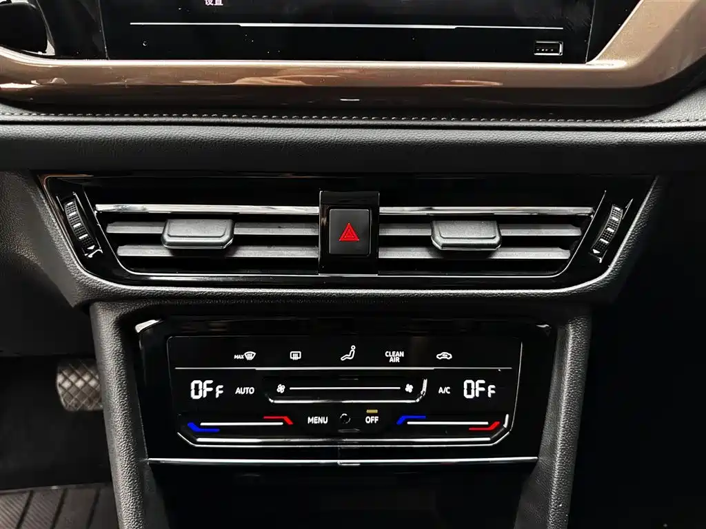 Volkswagen Tharu 2022 — фото 21