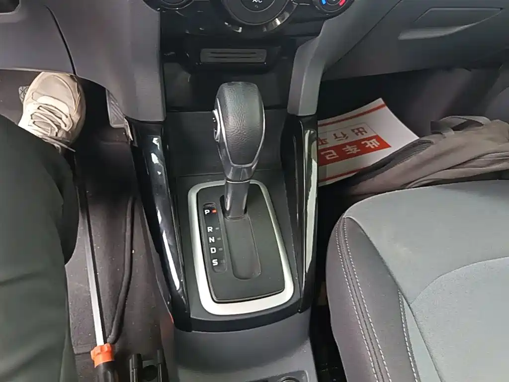 Ford Ecosport 2017 — фото 14
