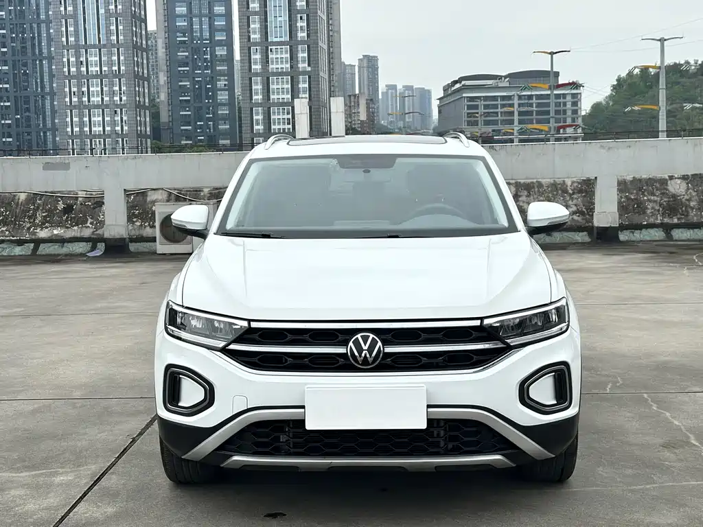 Volkswagen T-Roc 2024