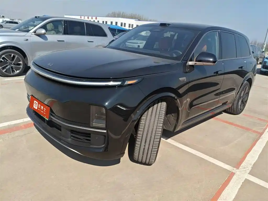 Li Auto Li L9 2025