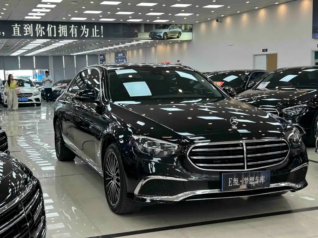 Mercedes-Benz E-Class 2021 — фото 2