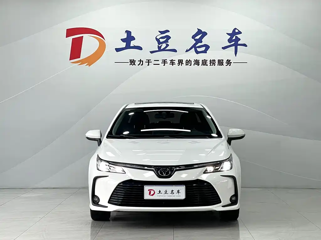 Toyota Corolla 2023 — фото 2