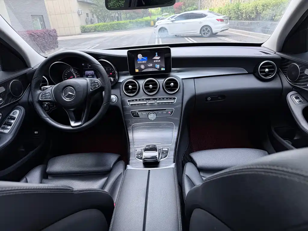 Mercedes-Benz C-Class 2017 — фото 11