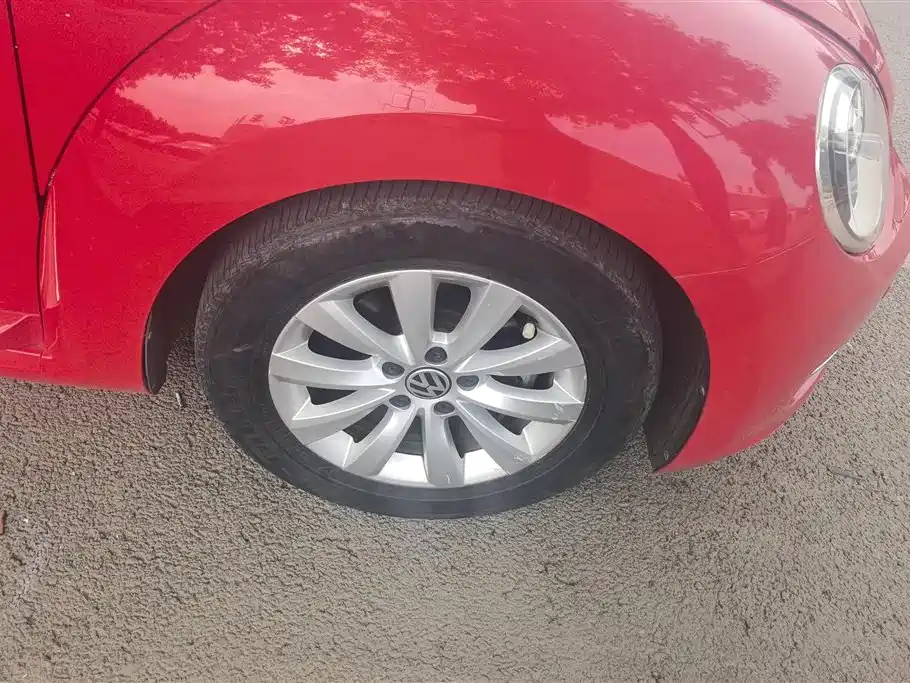 Volkswagen Beetle 2012