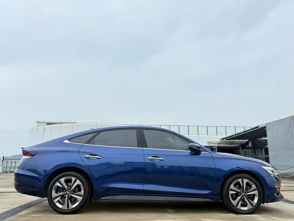 Hyundai Fista 2019 — фото 15