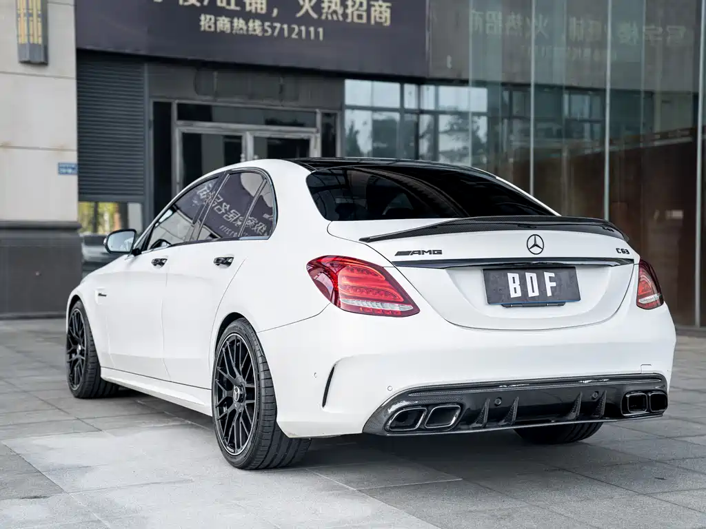 Mercedes-Benz C-Class AMG 2016 — фото 6
