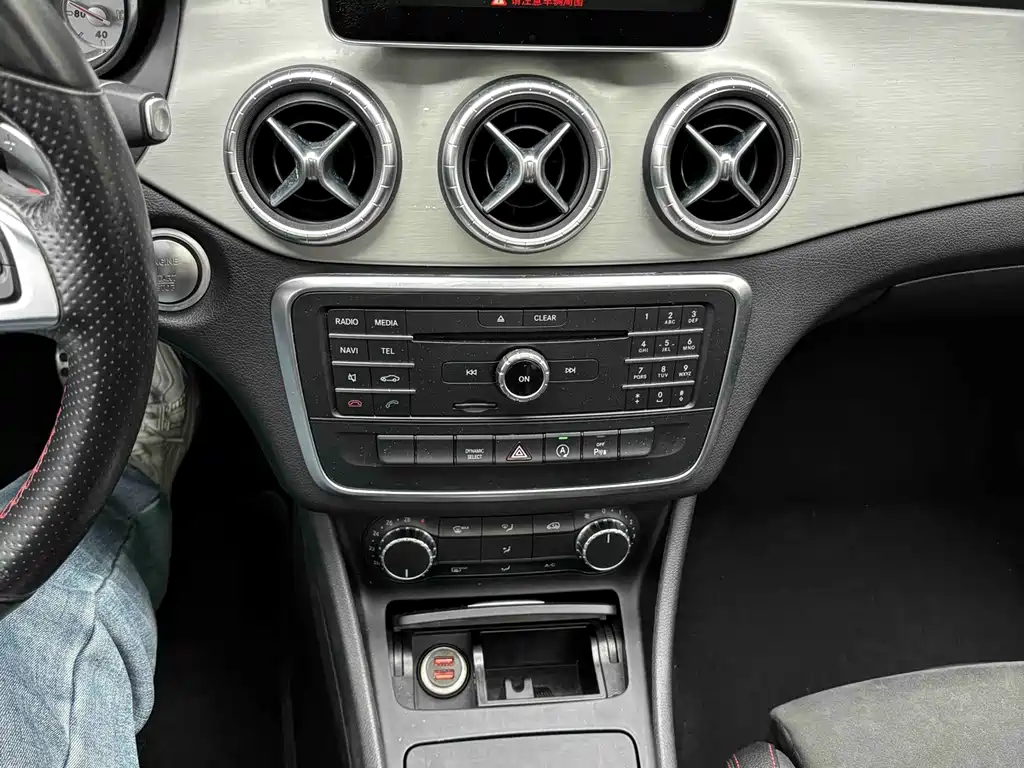 Mercedes-Benz CLA 2016 — фото 12