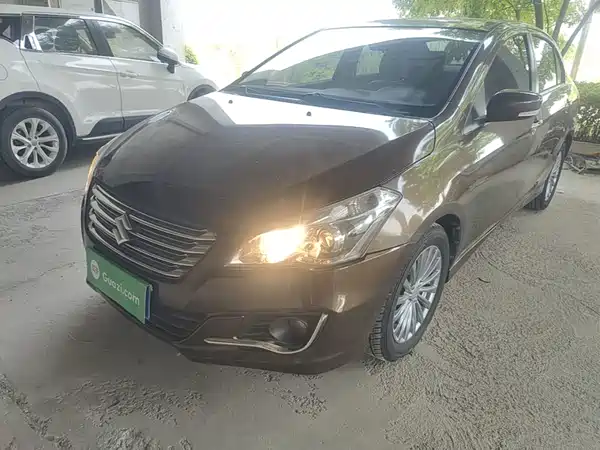 Suzuki Qiyue 2016
