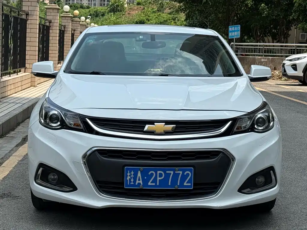Chevrolet Malibu 2017 — фото 2